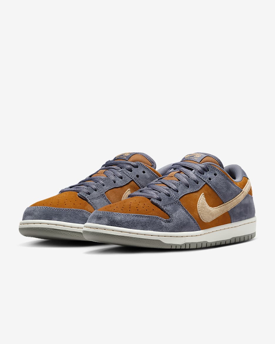 Nike SB Dunk Low Pro Skate Shoes. Nike.com